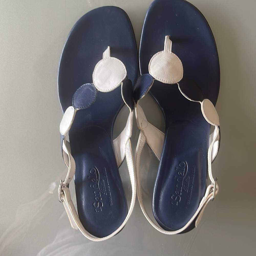 Elegant made in Italy, Palm Beach  Navy and White Sandals - Picture 3 of 7